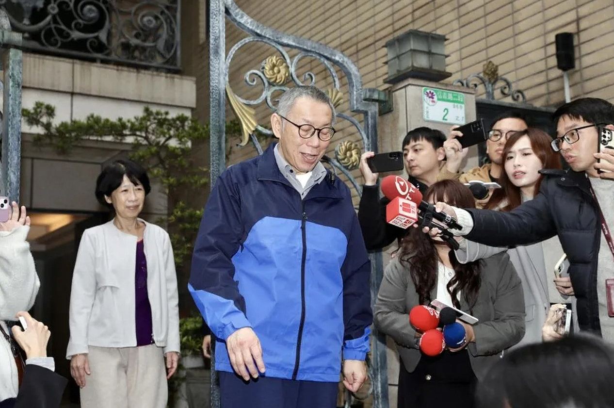 柯文哲案电脑“不雅照”曝光！竟是这殿堂级港产片女星全裸照...（组图） - 8