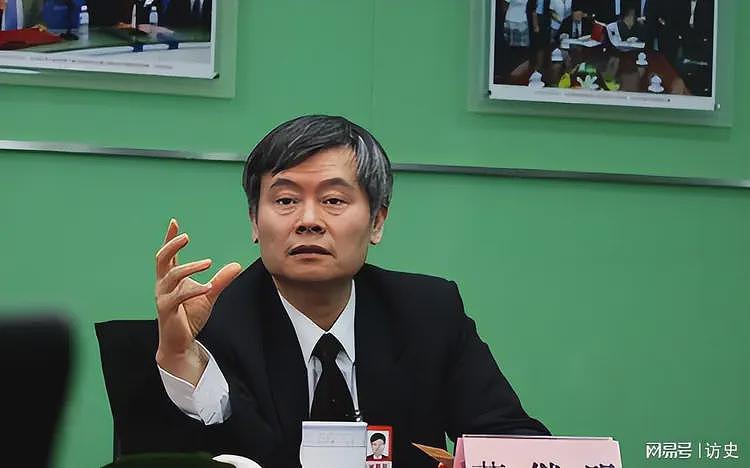 为何以前五一放7天,现在却改成五天还得调休,原来都是他的建议(组图) - 6
