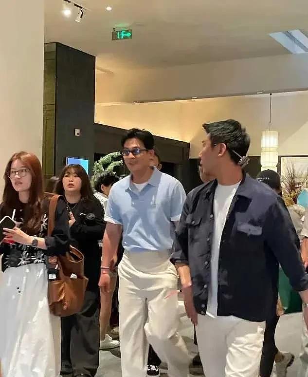 妈呀!这居然是欧豪咋胖成这样了?网友:曾经那个痞帅男孩变欧泡(组图) - 5