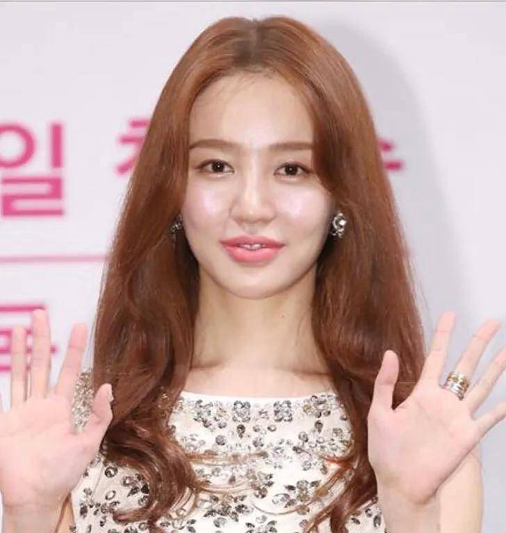 尹恩惠复刻《宫》经典造型上演回忆杀,从“收视女王”到“从荧幕消失”,她可谓一步错步步错(组图) - 18