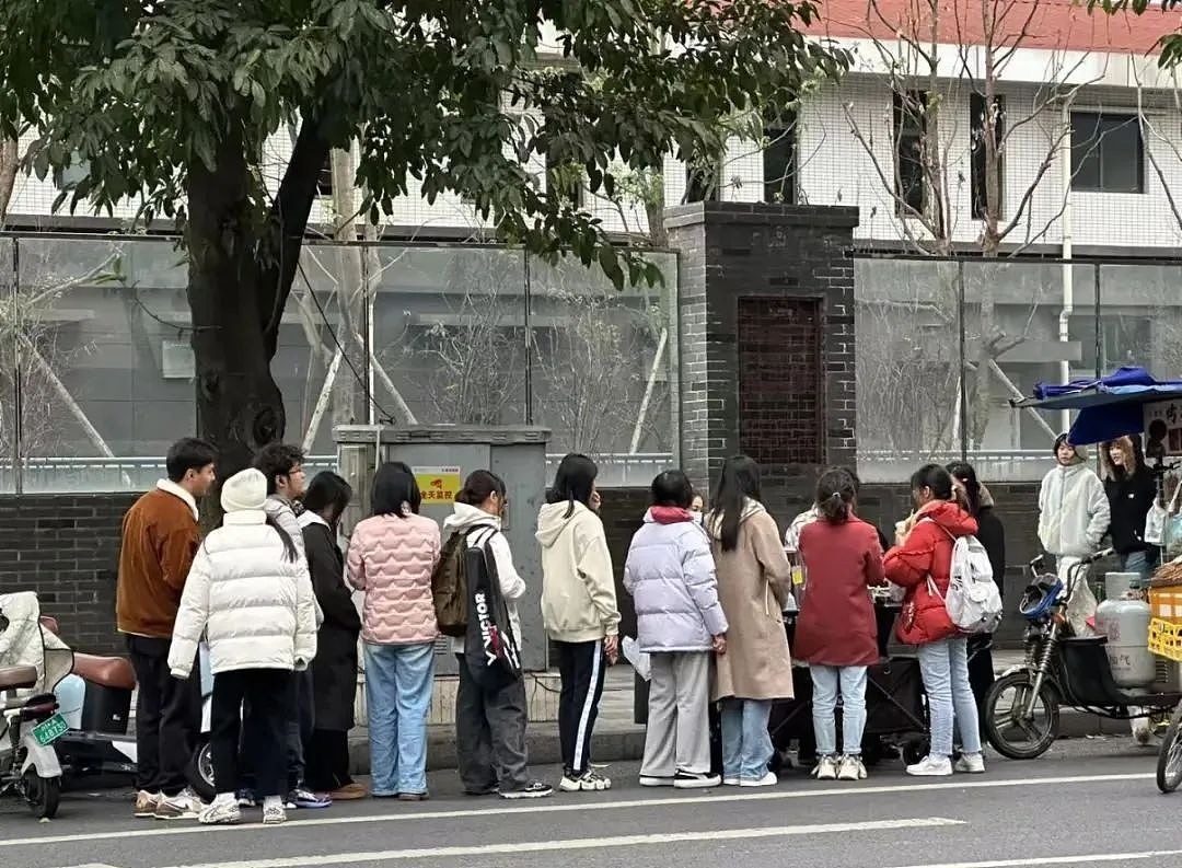 又是导师！24岁复旦研究生退学卖土豆泥，背后真相曝光，看不下去了...（组图） - 6
