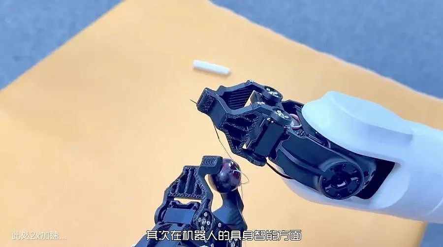放弃华为200万高薪，90后天才造出逆天机器人（组图） - 17