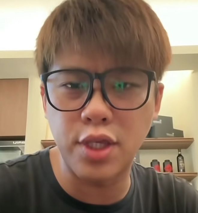 葛斯齐集火小S！喊话她错就承认，曝大S经纪人怒骂小S孬种（组图） - 3