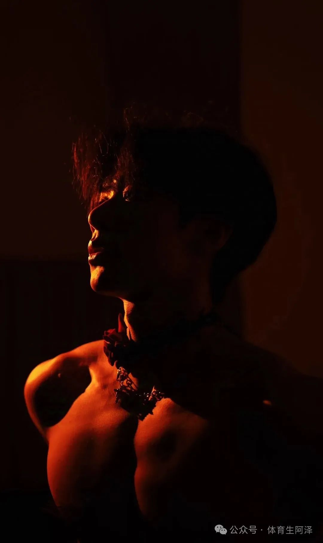 【帅哥】188顶级男模诱惑大片，八块腹肌堪称搓衣板，饱满胸肌别太诱惑...（组图） - 9