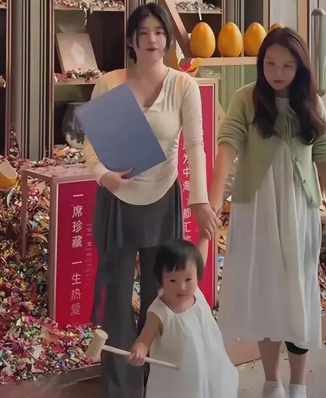 黄一鸣与王思聪的聊天记录曝光，希望她不要成为第二个葛荟婕（组图） - 8