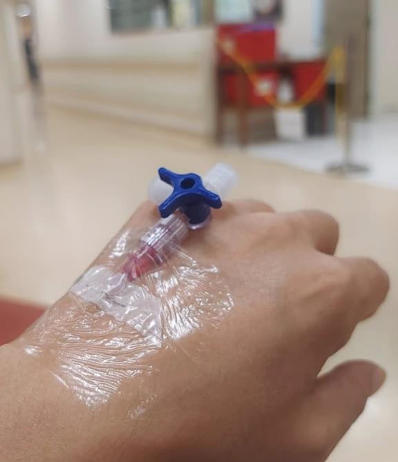 54岁彭皓锋肠癌三期拒绝手术，姐姐和妈妈都死于癌症，肿瘤已恶化（组图） - 8