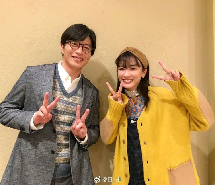 25岁第一清纯女星和“最丑人夫”被曝不伦恋!网友:姐姐你图啥啊(组图) - 4