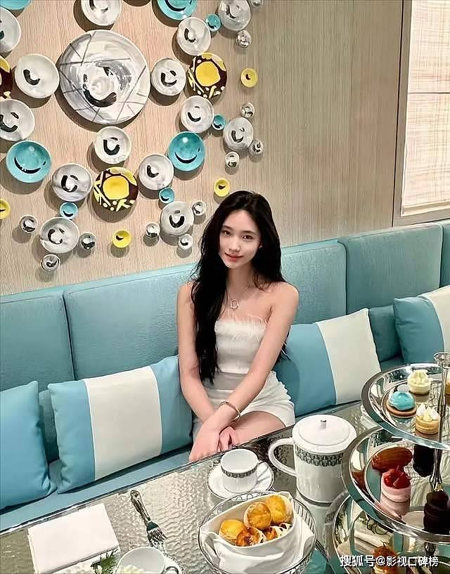 S妈发文向网友求助，小S二女儿晒英国游玩美照..（组图） - 10