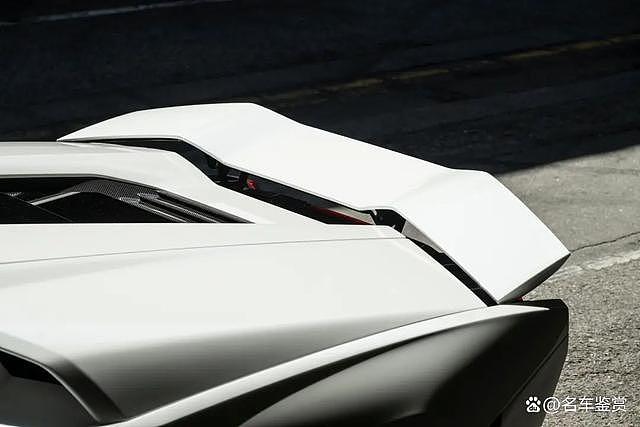 【汽车】每周超跑系列:2022 兰博基尼Countach LPI 800-4(组图) - 15