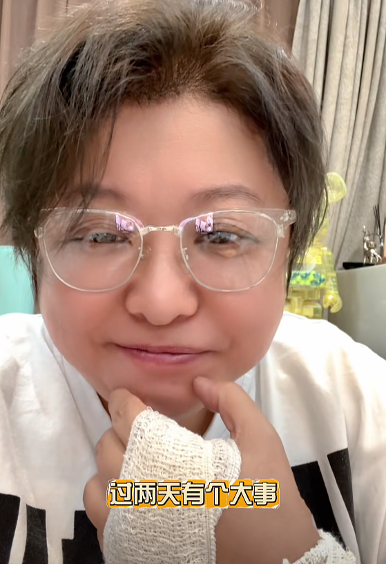 53岁韩红近照瘦到认不出！网友惊呼：不敢相信（组图） - 3