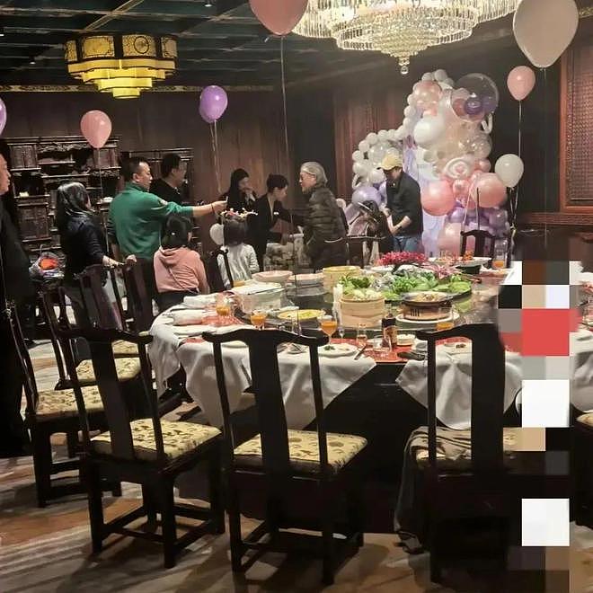 郭晶晶8岁大女儿在内地过生日,是霍家长房长孙女,比妈妈还漂亮(组图) - 1