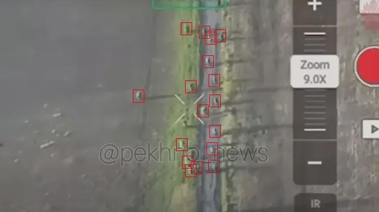 150辆摩托车集体冲锋，300名士兵，无一生还（组图） - 2