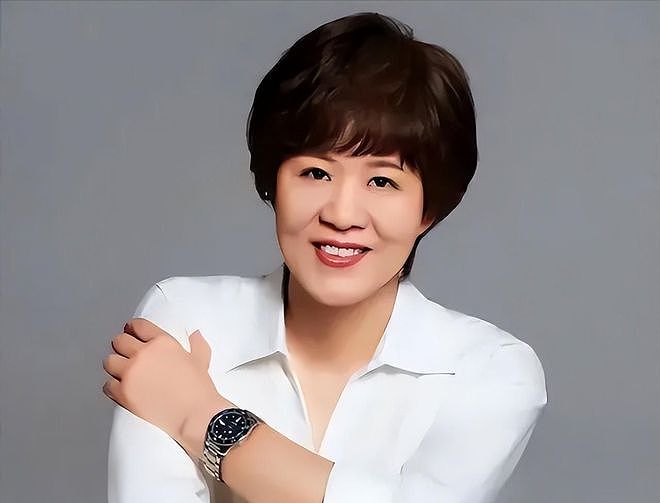 从“铁榔头”到“整容狂魔”，64岁医美失败的郎平，近况大有反转（组图） - 9