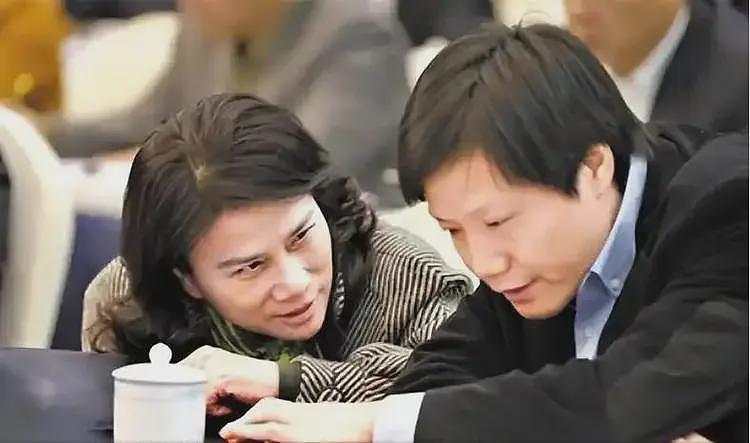 董明珠“间谍论”持续升级！官媒点名狠批，胡锡进提醒违反劳动法（组图） - 9