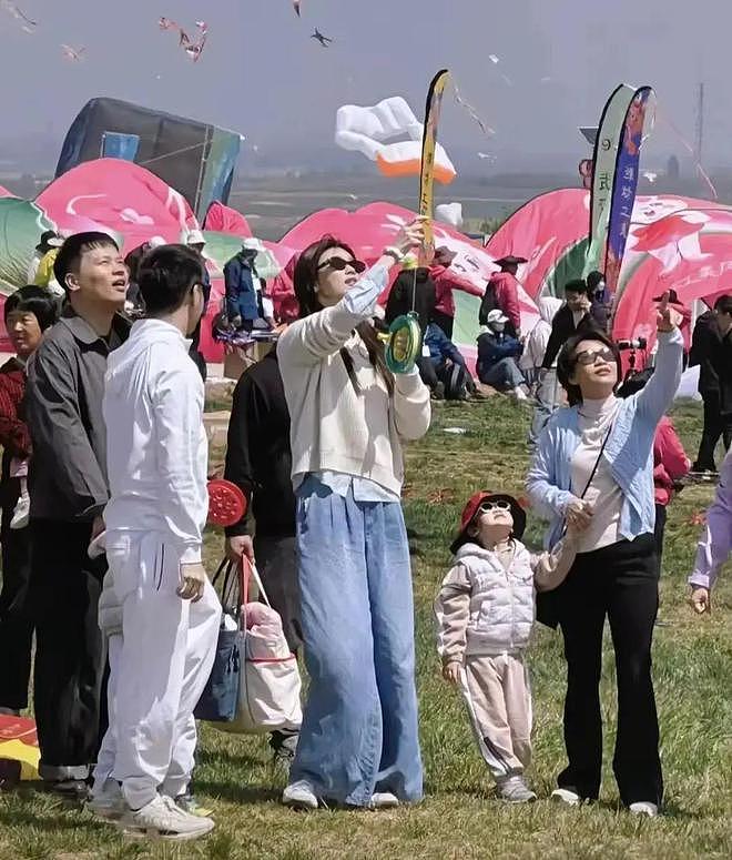 赌王四太又一店铺出租,月赚40万,4百亿身家奚梦瑶成大赢家(组图) - 11