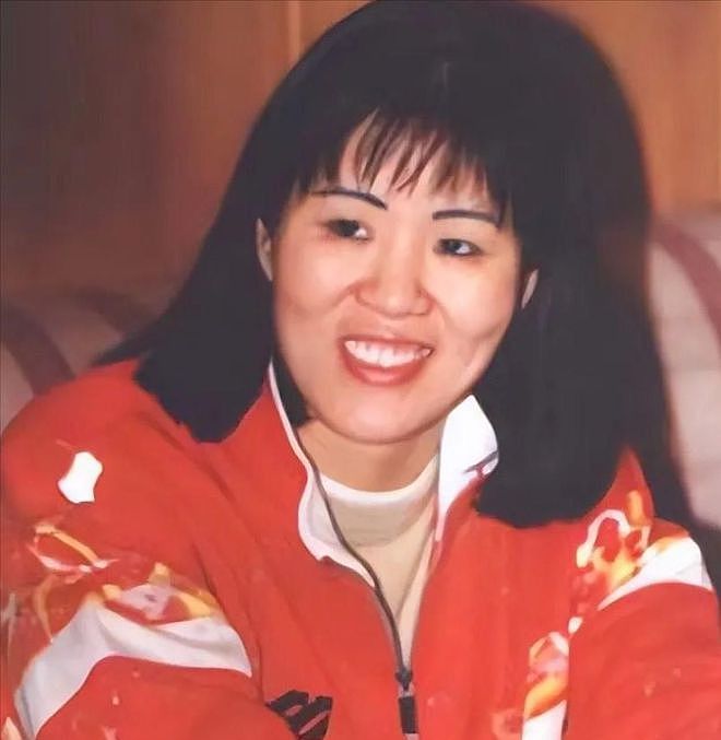 从“铁榔头”到“整容狂魔”，64岁医美失败的郎平，近况大有反转（组图） - 11