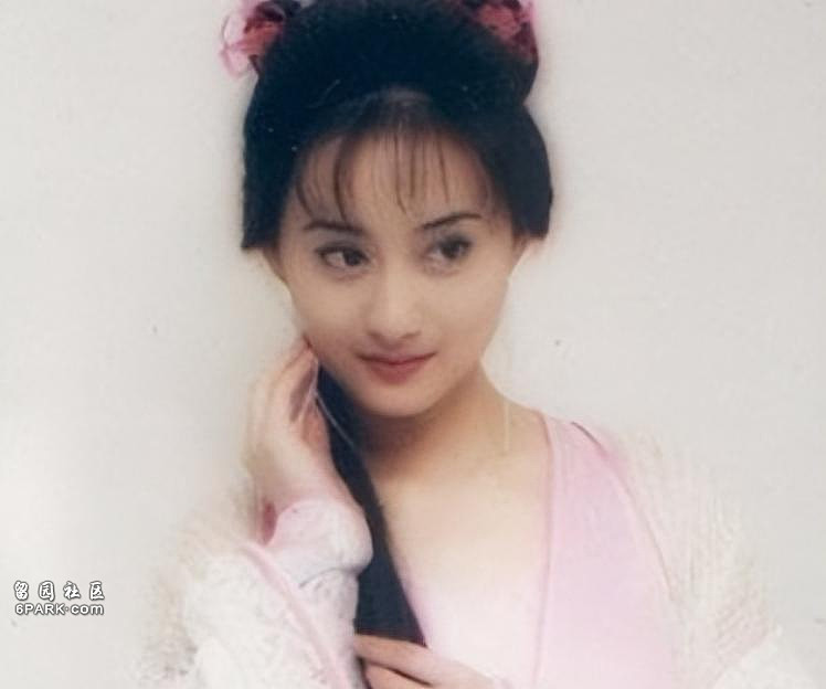 她从“最美琼女郎”到一片差评， 差的是什么（组图） - 7