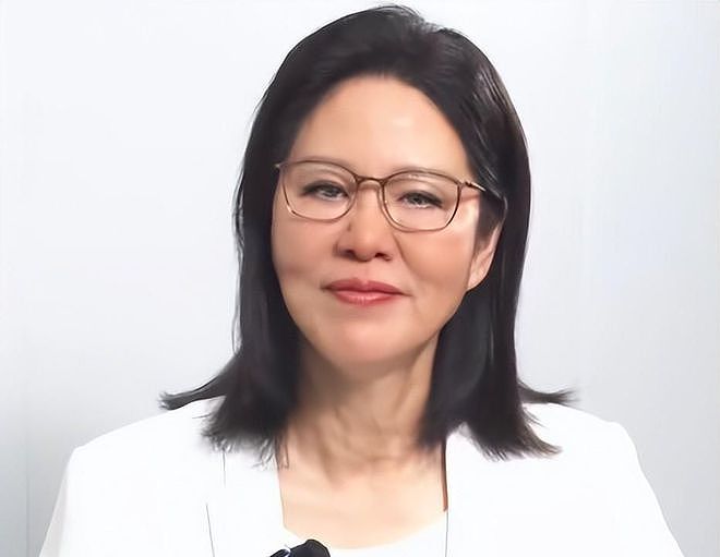 从“铁榔头”到“整容狂魔”，64岁医美失败的郎平，近况大有反转（组图） - 15