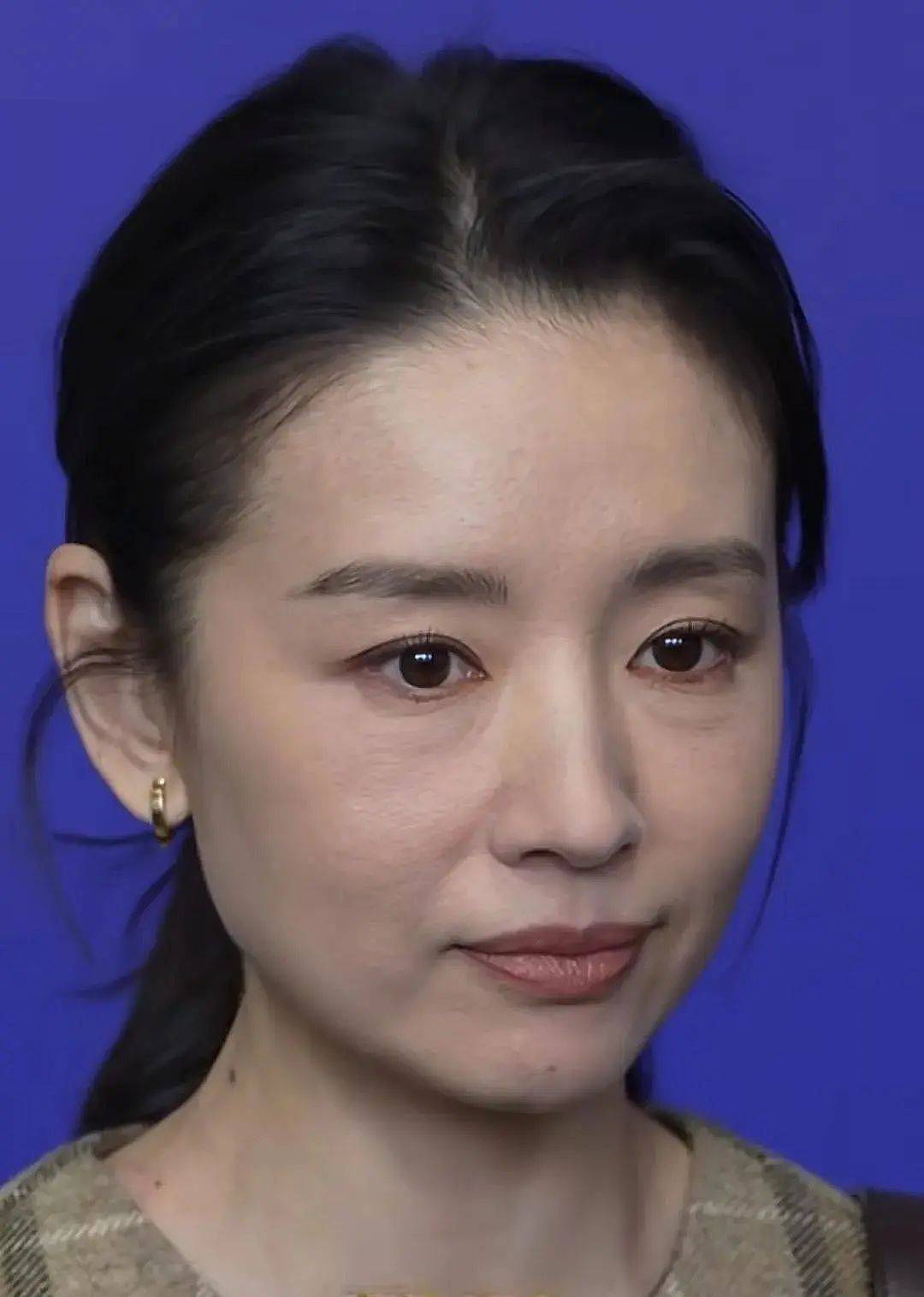 看了42岁孙俪的近照，才知道中老年女星的“尴尬”（组图） - 16