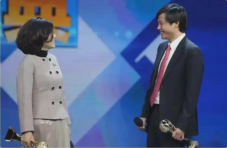 董明珠“间谍论”持续升级！官媒点名狠批，胡锡进提醒违反劳动法（组图） - 4