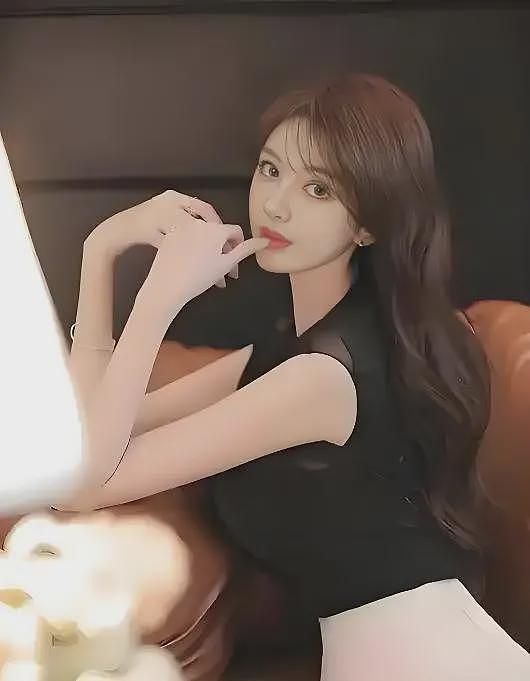 叶珂生女黄晓明表现反常，娱记曝内幕，叶珂母凭女贵的梦想破灭（组图） - 8