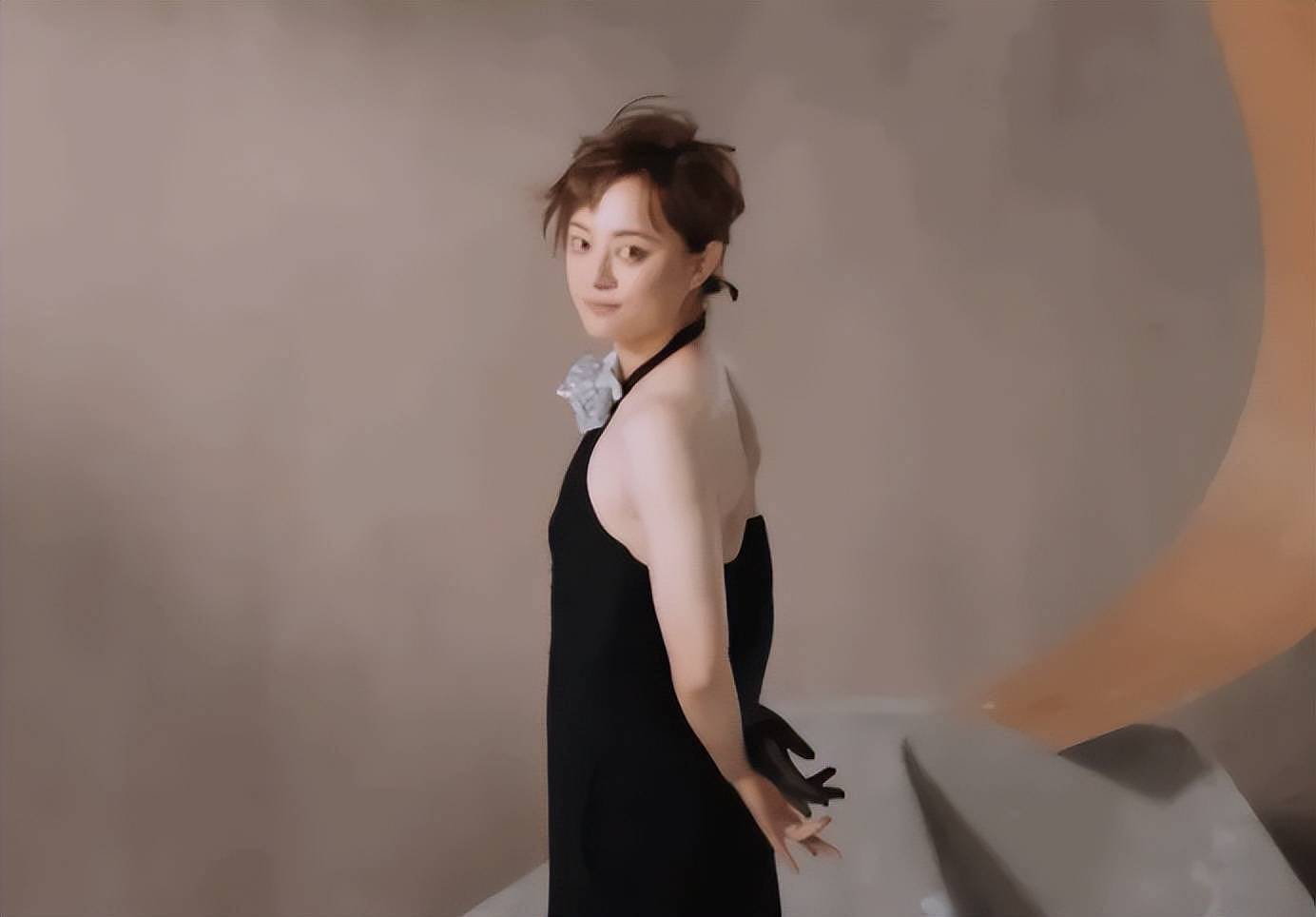 看了42岁孙俪的近照，才知道中老年女星的“尴尬”（组图） - 9