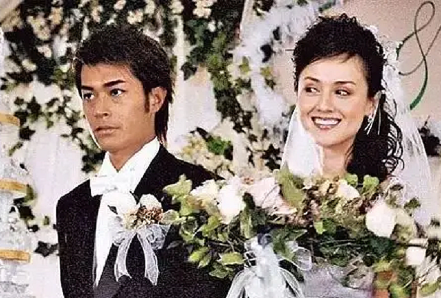 可惜了这张脸？越整越丑无奈退圈，恋女勾男惯三上瘾！今欠债破产乞讨为生？（组图） - 16