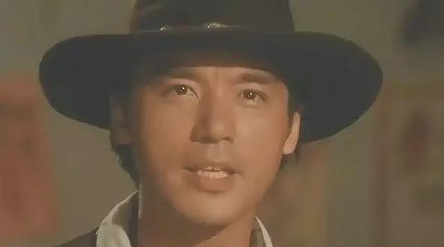 苏有朋变成了“苏阿姨”，与早年清爽形象反差极大，网友辣评：辣眼睛（组图） - 26