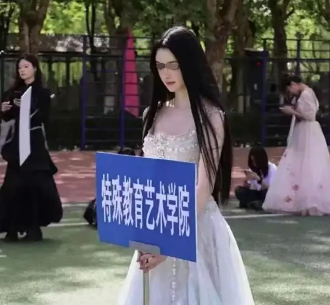 中国聋哑女生因颜值太高冲上热搜!评论区全是质疑,本人辩解后却被骂惨…(视频/组图) - 18