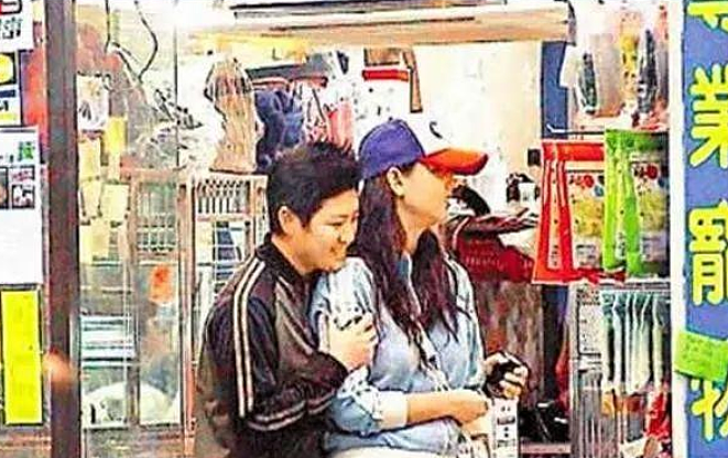 可惜了这张脸？越整越丑无奈退圈，恋女勾男惯三上瘾！今欠债破产乞讨为生？（组图） - 29