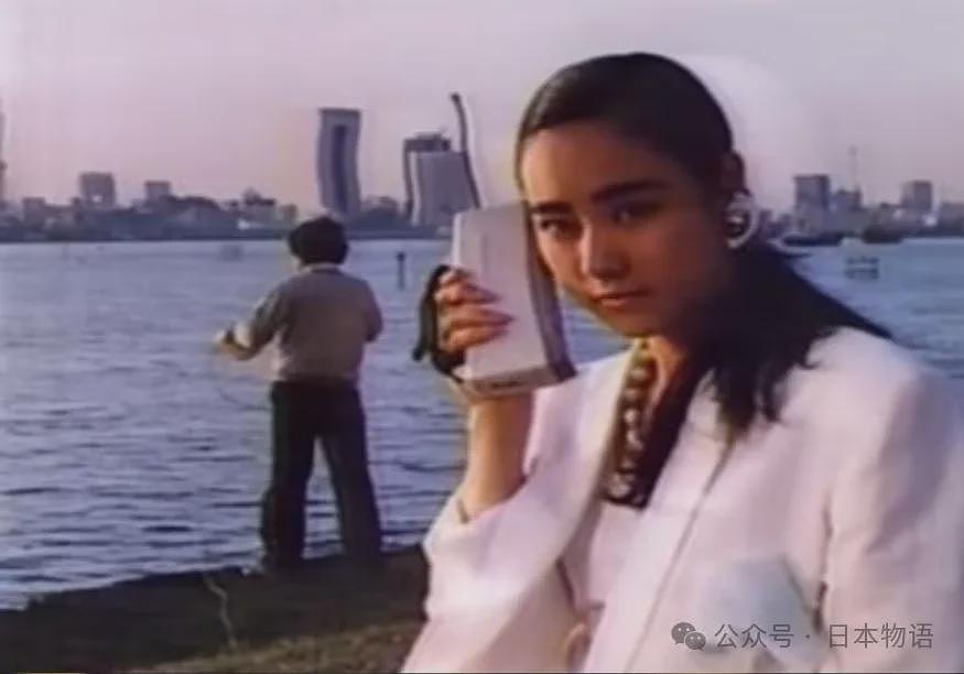 中国女孩在日本电车打电话超5分钟,被其他乘客从背后踹了几脚,原来这在日本真的惹人厌(组图) - 14