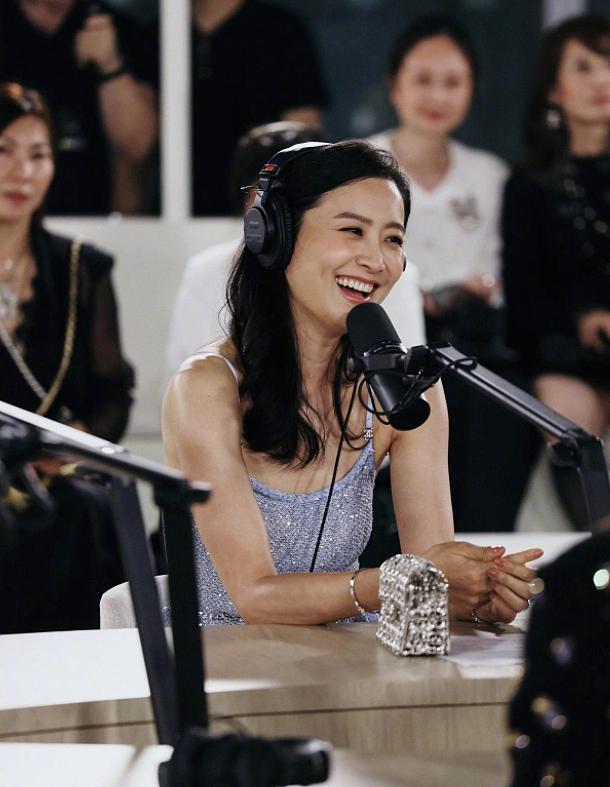 43岁的她，从TVB花旦到好莱坞影星，儿女双全活成人生赢家（组图） - 6