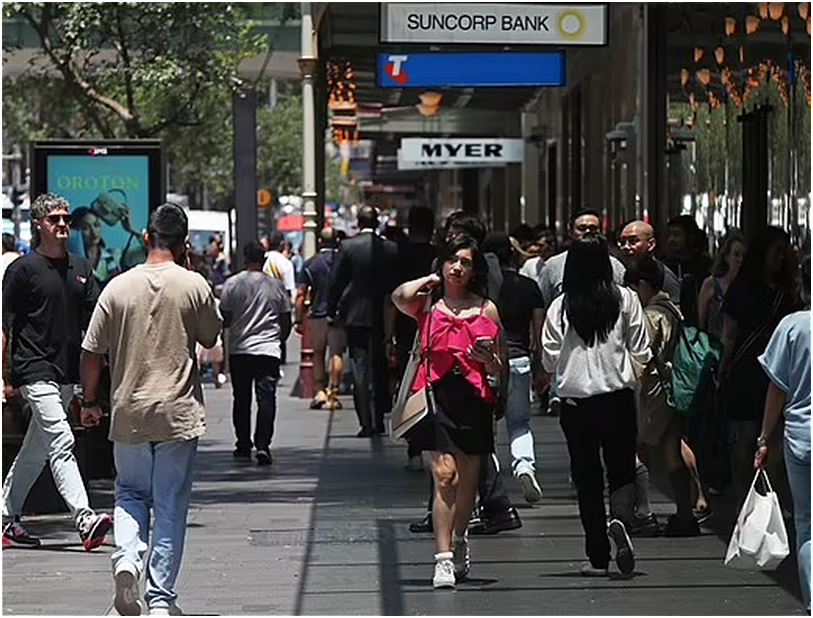 【留澳指南】Macquarie Bank大幅下调固定房贷利率，RBA或将开启降息周期（组图） - 2