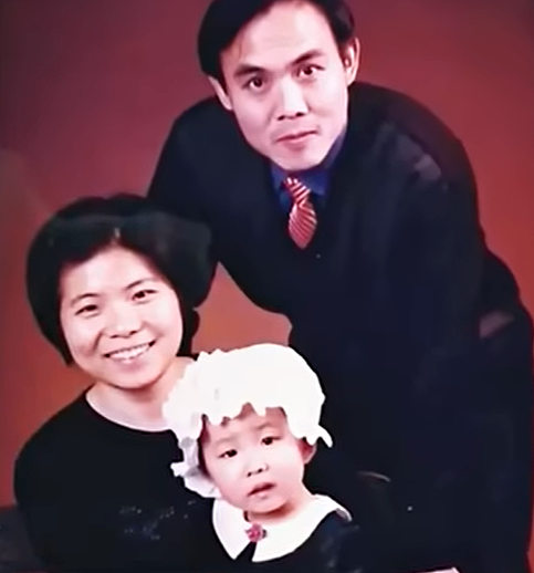博士夫妻生下神童女儿，从小智商远超常人，医生却建议送精神病院（组图） - 3