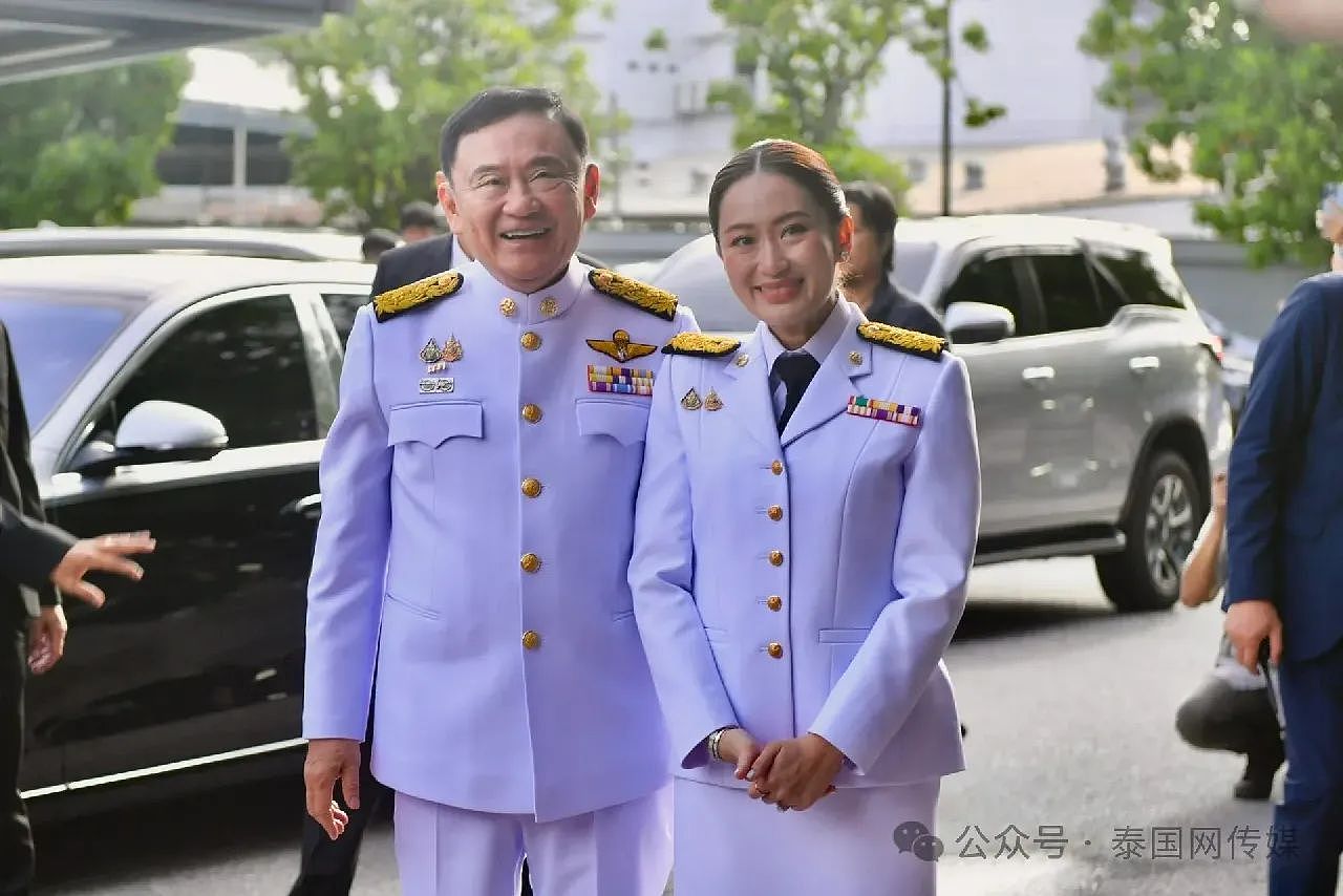 泰国总理住院后,他立即发起“撤职总理,解散内阁”(组图) - 22