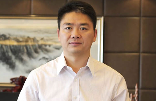 太狠了!刘强东送外卖监控曝光,腕表太壕引热议?他这一送,直击要害…(组图) - 13