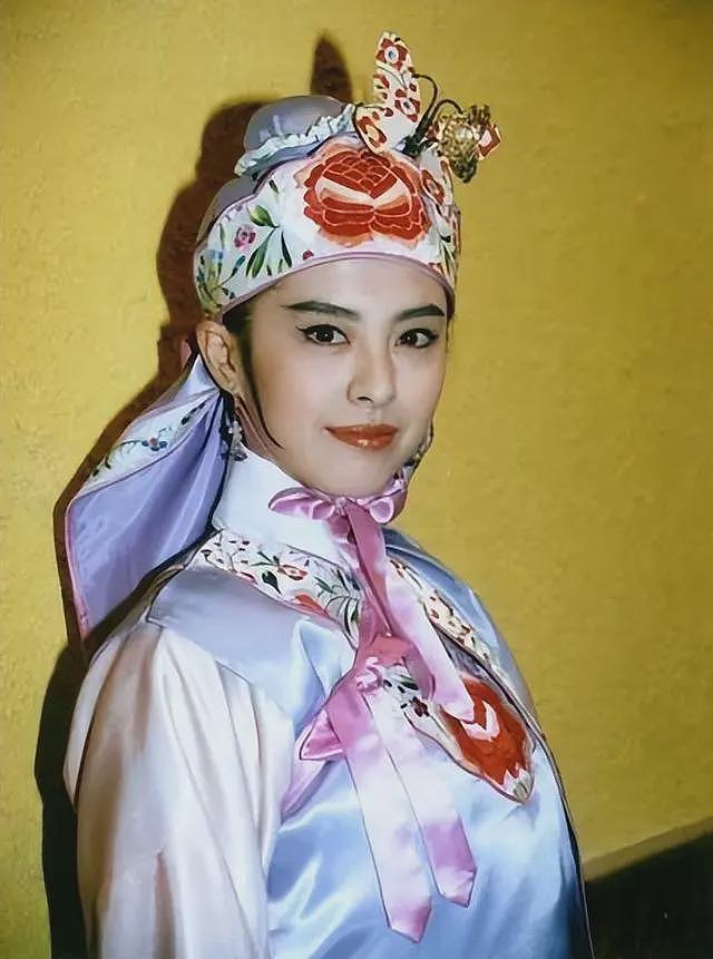 时隔多年终于回国，美人迟暮的王祖贤，让我看到人生的另一种可能（组图） - 12