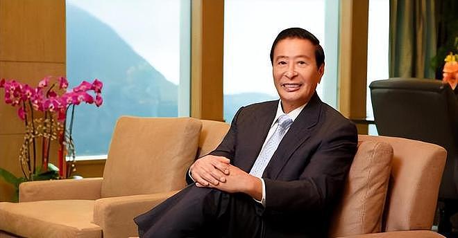 千亿富豪李兆基灵堂公开:设大型佛堂念经,葬礼总花费超2000万(组图) - 1