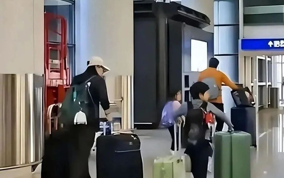 被说长得很像太爷爷的霍中曦，11岁已被“内定”为霍家接班人（组图） - 16