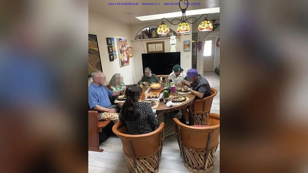 全美哗然！FBI逮捕两名法官，一个协助非法移民逃跑，一个窝藏非法移民黑帮成员（组图） - 4