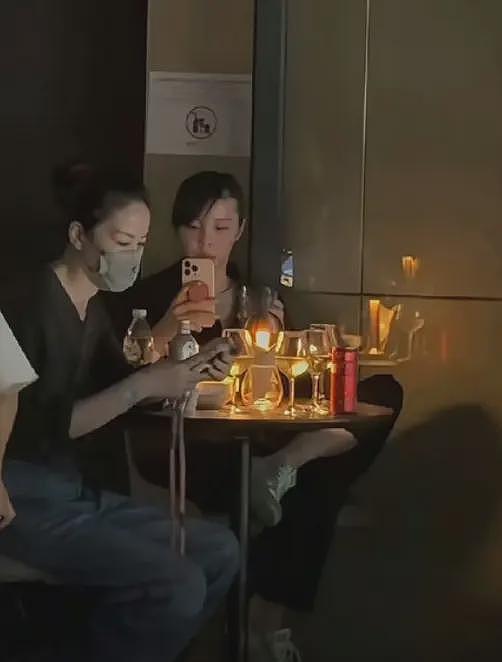 谢霆锋演唱会跟王菲太甜,惹来不满,网友:满脑子是张柏芝和孩子(组图) - 3