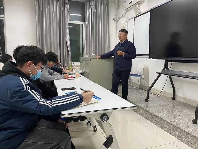 天津外国语大学原校长修刚去世：飞机上突发疾病（组图） - 2