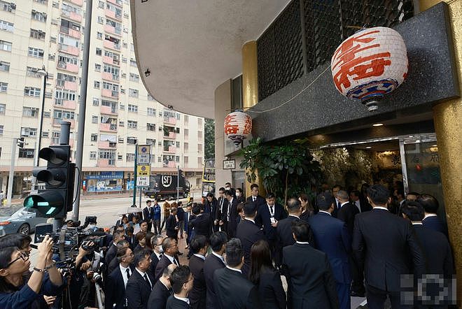 李兆基丧礼,徐子淇满脸哀伤李家诚双眼哭肿,李嘉诚长子出席(组图) - 15