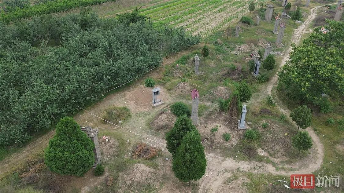 10岁男孩遭暴力“管教“致死:生母继父长期虐待行为(组图) - 1