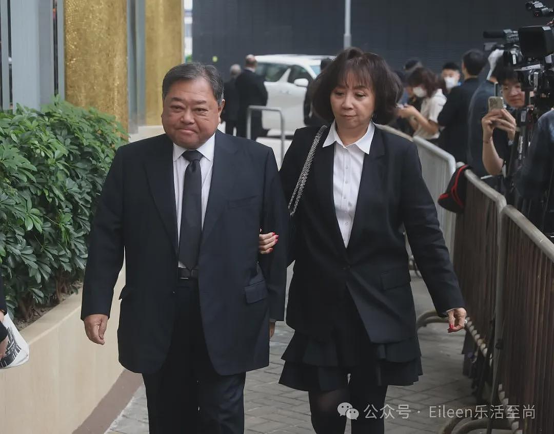 徐子淇送葬婆婆缺席？让2100亿富豪完美人生抱憾的前妻有多特别？（组图） - 18