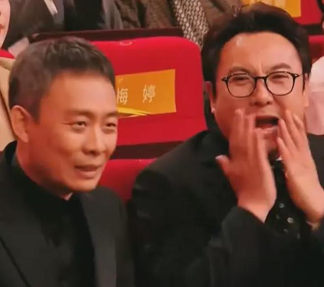 华表奖台下精彩瞬间!张译获奖沈腾激动,王一博失奖念叨被抓拍(组图) - 6