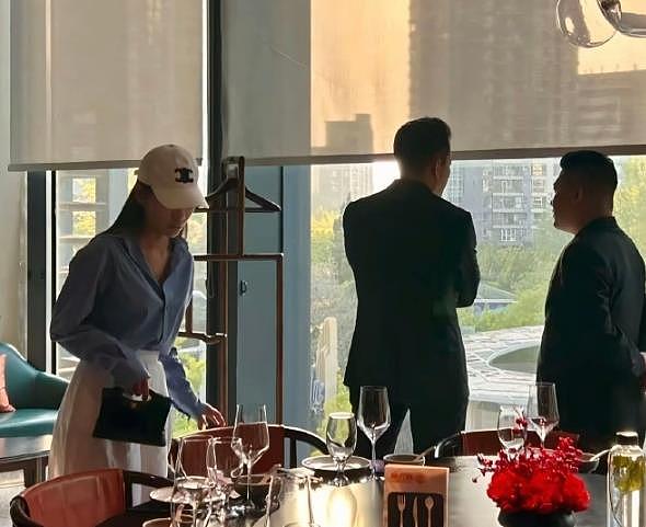 汪小菲带儿女在北京吃下午茶，全是孩子们爱吃的糕点，特别用心（组图） - 2
