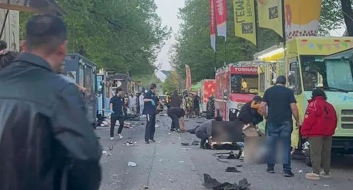 “到处是尸体”,直接原因曝光!温哥华奥迪SUV冲入人群已11死,现场如战区,人像瓶子被撞飞(组图) - 9