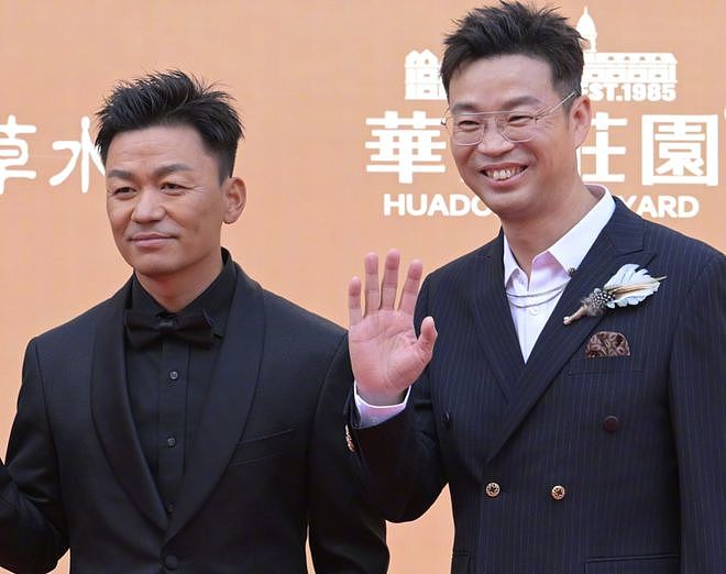 华表奖真实一幕，沈腾越过王宝强和别人打招呼，被吐槽欺负老实人（组图） - 23