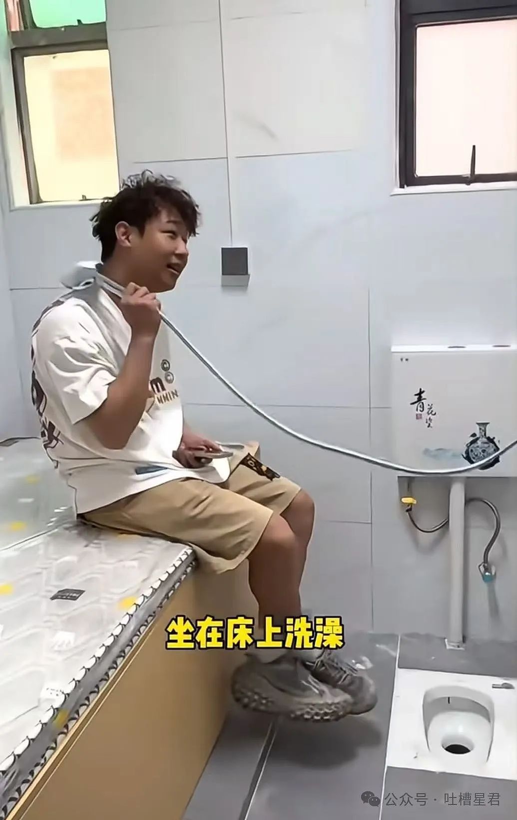 【爆笑】“刚订完婚就后悔了该怎么办...?”网友:啊啊啊沉没成本不参与重大决策(组图) - 33